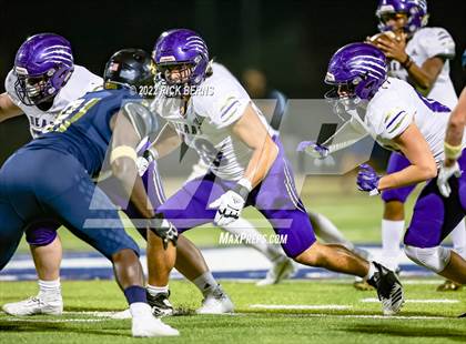 Thumbnail 2 in Lake Creek vs Montgomery photogallery.