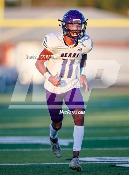 Thumbnail 3 in Lake Creek vs Montgomery photogallery.