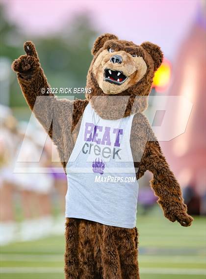 Thumbnail 2 in Lake Creek vs Montgomery photogallery.