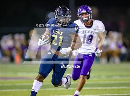 Thumbnail 1 in Lake Creek vs Montgomery photogallery.