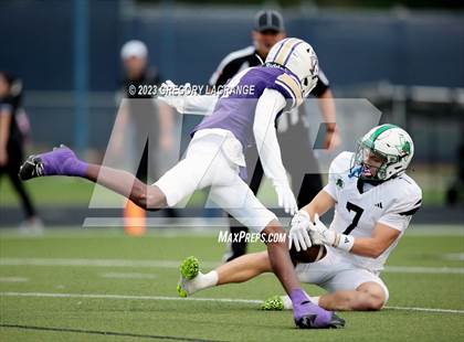 Thumbnail 2 in Southlake Carroll vs Timber Creek photogallery.