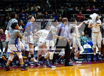 Thumbnail 3 in Ridgeview vs. San Joaquin Memorial (CIF CS D2 Final) photogallery.
