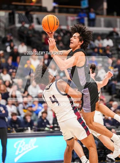 Thumbnail 2 in Denver South vs Dakota Ridge (Ball arena) photogallery.