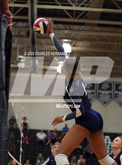 Thumbnail 3 in Concordia Lutheran @ College Station photogallery.