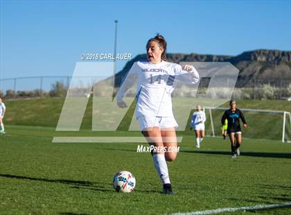 Thumbnail 2 in Mountain Range @ Arvada West photogallery.