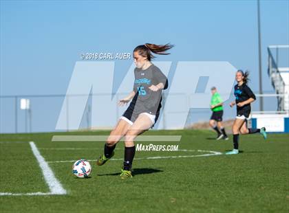 Thumbnail 1 in Mountain Range @ Arvada West photogallery.