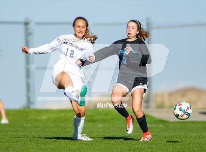 Thumbnail 2 in Mountain Range @ Arvada West photogallery.