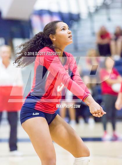Thumbnail 1 in Great Oak vs. Santa Margarita photogallery.