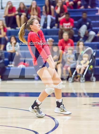 Thumbnail 3 in Great Oak vs. Santa Margarita photogallery.