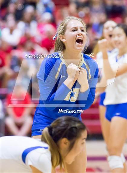 Thumbnail 3 in Great Oak vs. Santa Margarita photogallery.
