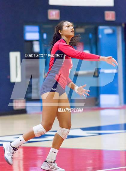 Thumbnail 3 in Great Oak vs. Santa Margarita photogallery.