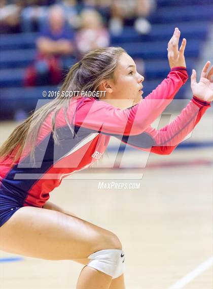 Thumbnail 3 in Great Oak vs. Santa Margarita photogallery.