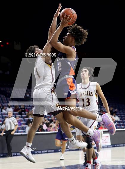 Thumbnail 1 in Salpointe Catholic vs Cholla (MLK Basketball Classic) photogallery.