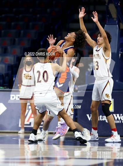 Thumbnail 1 in Salpointe Catholic vs Cholla (MLK Basketball Classic) photogallery.