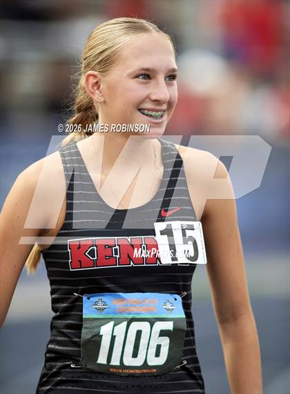 Thumbnail 1 in FHSAA 2A Finals (3200 Meters) photogallery.