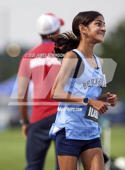 Thumbnail 2 in FHSAA 2A Finals (3200 Meters) photogallery.