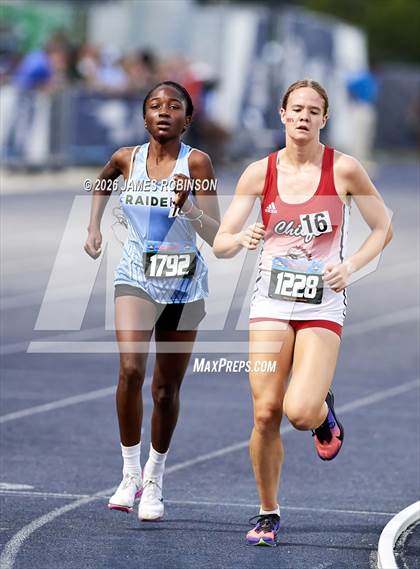 Thumbnail 1 in FHSAA 2A Finals (3200 Meters) photogallery.