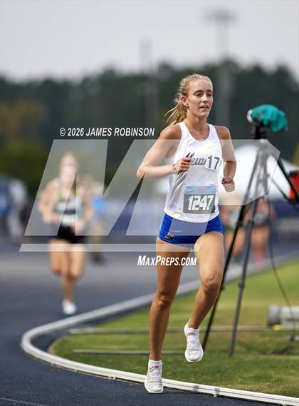 Thumbnail 3 in FHSAA 2A Finals (3200 Meters) photogallery.