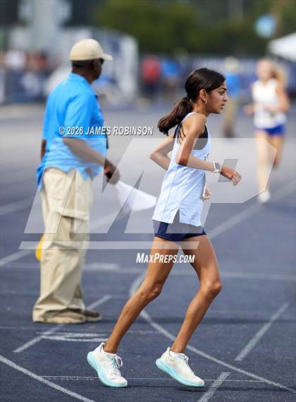Thumbnail 2 in FHSAA 2A Finals (3200 Meters) photogallery.
