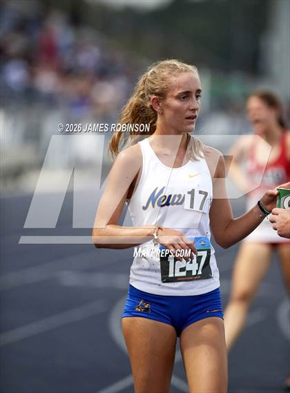 Thumbnail 3 in FHSAA 2A Finals (3200 Meters) photogallery.