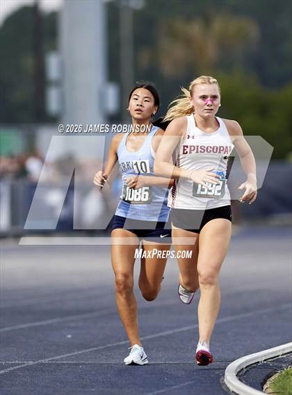 Thumbnail 3 in FHSAA 2A Finals (3200 Meters) photogallery.