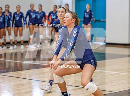 Thumbnail 3 in Mater Dei @ Marymount (Durango Fall Classic) photogallery.