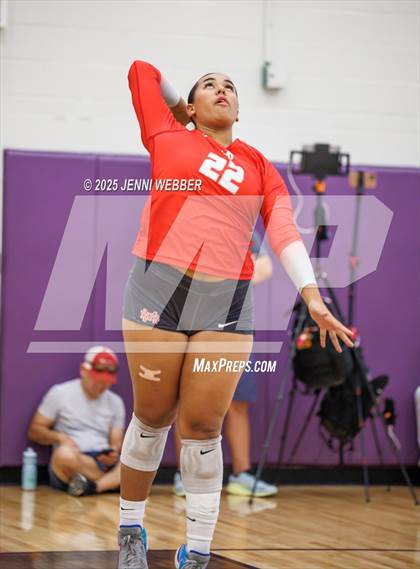 Thumbnail 3 in Mater Dei @ Marymount (Durango Fall Classic) photogallery.