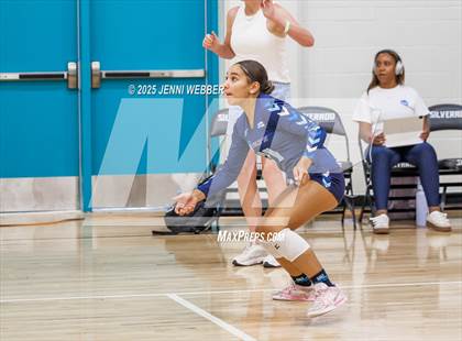 Thumbnail 1 in Mater Dei @ Marymount (Durango Fall Classic) photogallery.