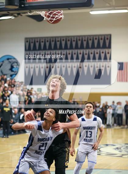 Thumbnail 2 in Dougherty Valley vs. Granada photogallery.