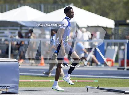 Thumbnail 3 in Bob Hayes Invitational (High Jump) photogallery.