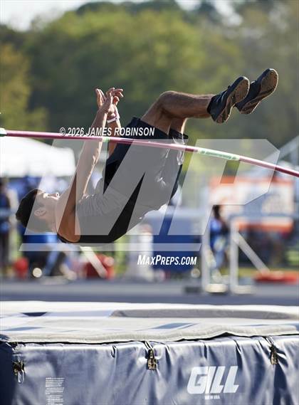 Thumbnail 3 in Bob Hayes Invitational (High Jump) photogallery.