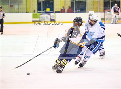 Thumbnail 3 in Morris Catholic @ Vernon photogallery.