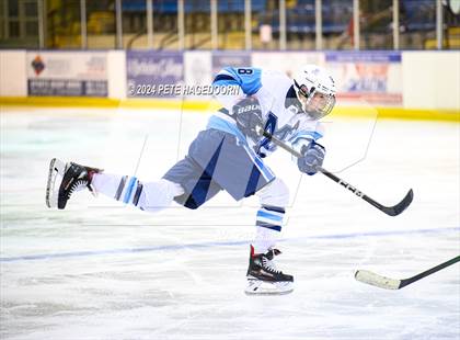 Thumbnail 3 in Morris Catholic @ Vernon photogallery.