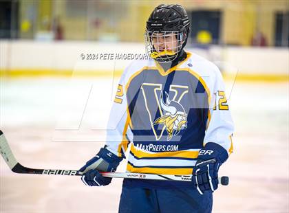 Thumbnail 2 in Morris Catholic @ Vernon photogallery.