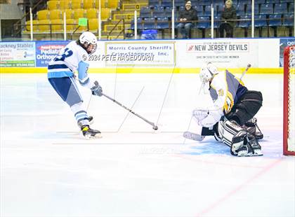 Thumbnail 2 in Morris Catholic @ Vernon photogallery.