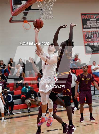 Thumbnail 1 in Hallandale vs Carrollwood Day (Sun Bash Tournament) photogallery.