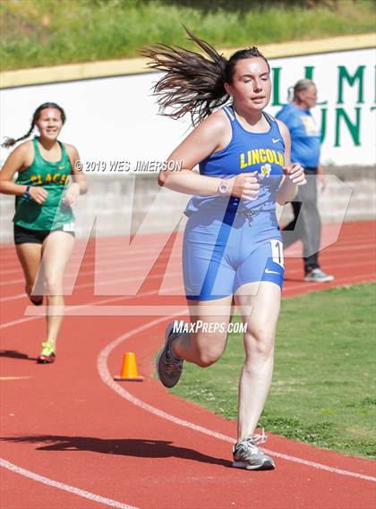 Thumbnail 1 in FVL Championships (1600, 3200 Meter) photogallery.
