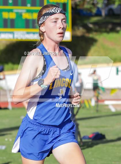 Thumbnail 1 in FVL Championships (1600, 3200 Meter) photogallery.