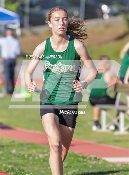 Thumbnail 2 in FVL Championships (1600, 3200 Meter) photogallery.