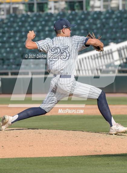 Thumbnail 3 in Casteel vs Sunrise Mountain (AIA 5A Semifinal) photogallery.