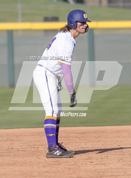 Thumbnail 2 in Casteel vs Sunrise Mountain (AIA 5A Semifinal) photogallery.