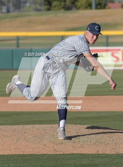 Thumbnail 1 in Casteel vs Sunrise Mountain (AIA 5A Semifinal) photogallery.