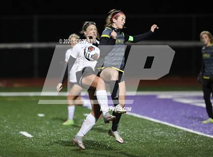 Thumbnail 1 in Fairfield Union vs. Tri-Valley (OHSAA D2 Regional) photogallery.