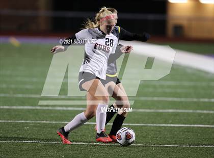 Thumbnail 1 in Fairfield Union vs. Tri-Valley (OHSAA D2 Regional) photogallery.