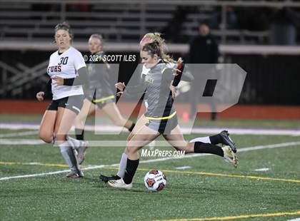 Thumbnail 2 in Fairfield Union vs. Tri-Valley (OHSAA D2 Regional) photogallery.