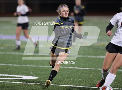 Thumbnail 2 in Fairfield Union vs. Tri-Valley (OHSAA D2 Regional) photogallery.