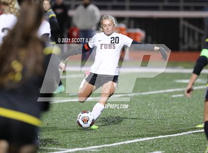 Thumbnail 2 in Fairfield Union vs. Tri-Valley (OHSAA D2 Regional) photogallery.