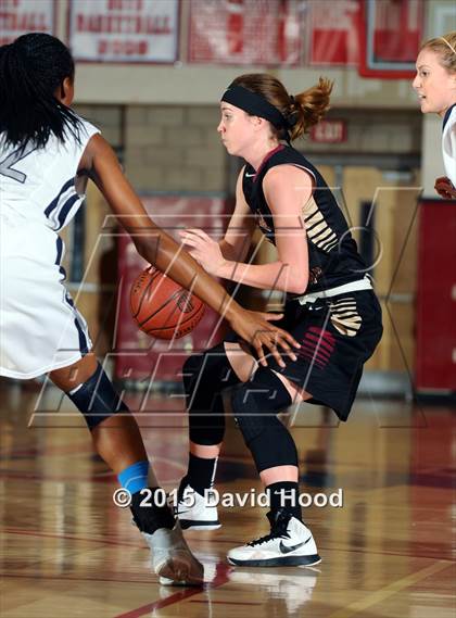 Thumbnail 1 in Oaks Christian vs Sierra Canyon (CIF SoCal Regional Division 4 Final) photogallery.