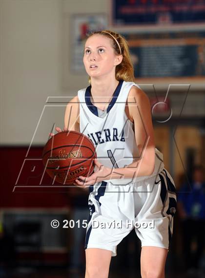 Thumbnail 1 in Oaks Christian vs Sierra Canyon (CIF SoCal Regional Division 4 Final) photogallery.