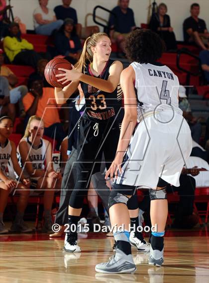 Thumbnail 2 in Oaks Christian vs Sierra Canyon (CIF SoCal Regional Division 4 Final) photogallery.